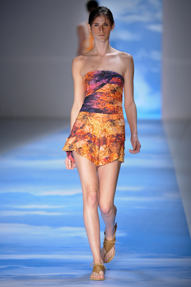 cantao-desfile-fashion-rio-2011-23