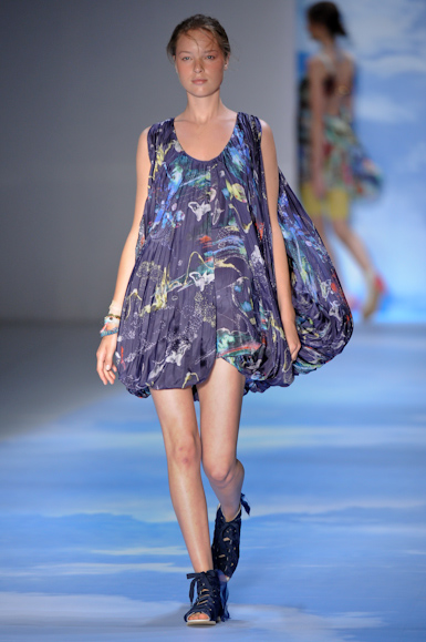 cantao-desfile-fashion-rio-2011-31