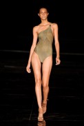lenny-desfile-fashion-rio-2011-10