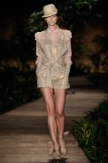m-bonita-extra-desfile-fashion-rio-2011-17