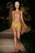 m-bonita-extra-desfile-fashion-rio-2011-19