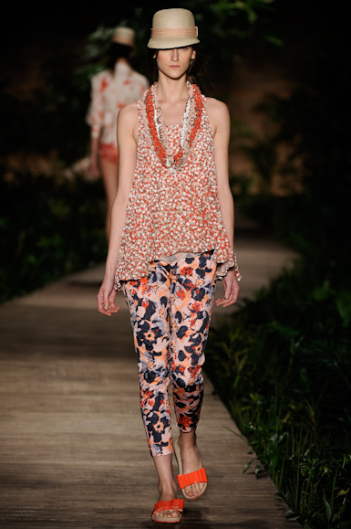 m-bonita-extra-desfile-fashion-rio-2011-34