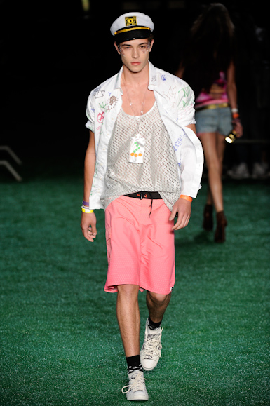 auslander-desfile-fashion-rio-2011-11