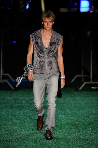 auslander-desfile-fashion-rio-2011-34