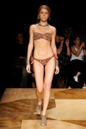 blue-man-desfile-fashion-rio-2011-10-22