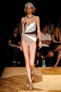 blue-man-desfile-fashion-rio-2011-10-25