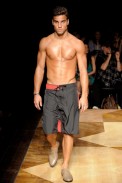 blue-man-desfile-fashion-rio-2011-10-37
