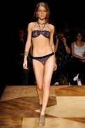 blue-man-desfile-fashion-rio-2011-10-52