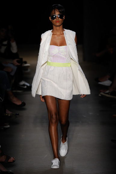 melk-z-da-desfile-fashion-rio-2011-10-21