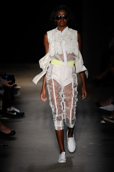 melk-z-da-desfile-fashion-rio-2011-10-27
