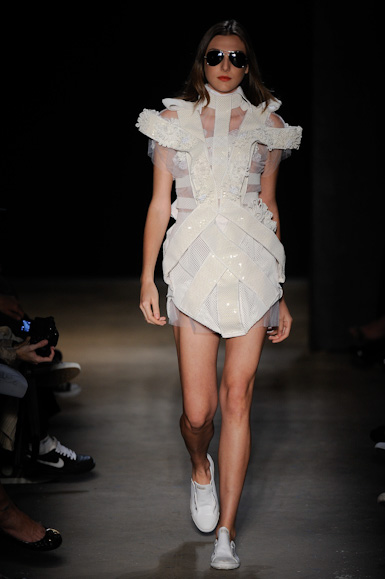 melk-z-da-desfile-fashion-rio-2011-10-30