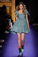giulia-borges-desfile-fashion-rio-2011-10-16