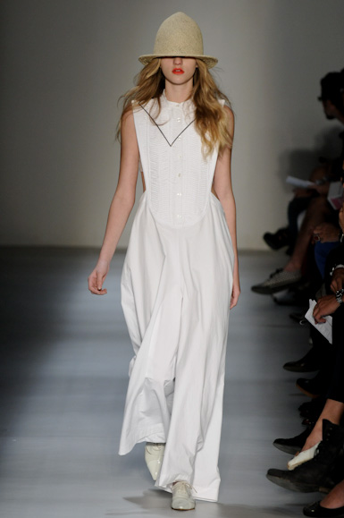 british-colony-desfile-fashion-rio-2011-10-18