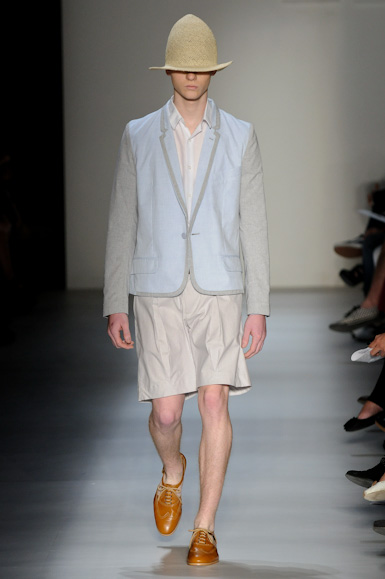 british-colony-desfile-fashion-rio-2011-10-36