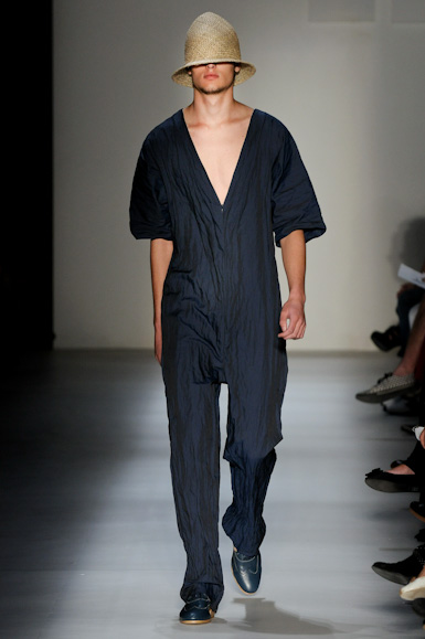british-colony-desfile-fashion-rio-2011-10-47