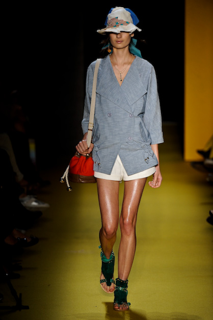 j-jabour-desfile-fashion-rio-2011-10-12