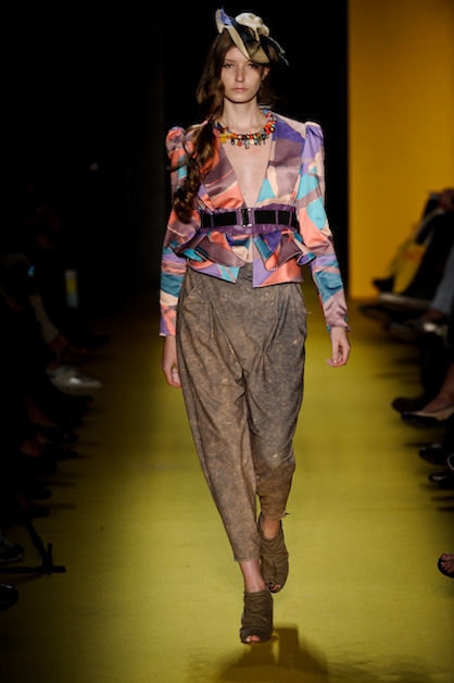j-jabour-desfile-fashion-rio-2011-10-44