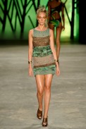 triya-desfile-fashion-rio-2011-10-14