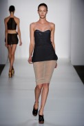l-nascimento-desfile-fashion-rio-2011-10-11