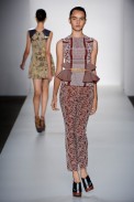 l-nascimento-desfile-fashion-rio-2011-10-21