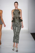 l-nascimento-desfile-fashion-rio-2011-10-33