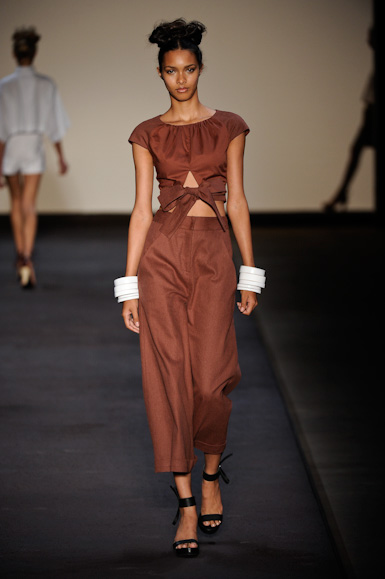 andrea-marques-desfile-fashion-rio-2011-10-12