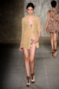 teca-desfile-fashion-rio-2011-10-17