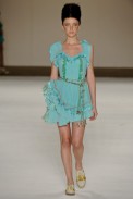 isabela-capeto-desfile-fashion-rio-2011-10-12