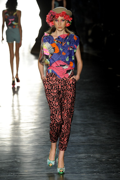 erika-ikezili-desfile-spfw-2011-17