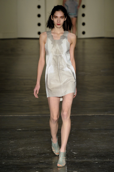 priscilla-darolt-desfile-spfw-2011-17