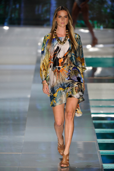 agua-de-coco-desfile-spfw-2011-48