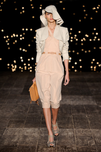 cori-desfile-spfw-2011-10