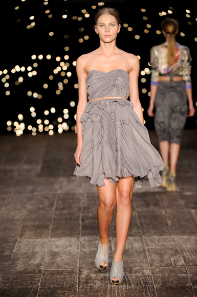 cori-desfile-spfw-2011-45