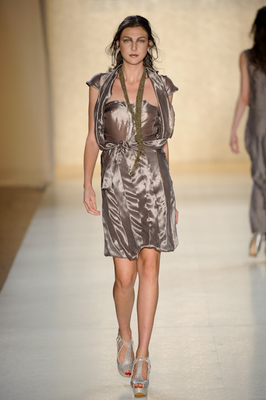 w-ranieri-desfile-spfw-2011-20