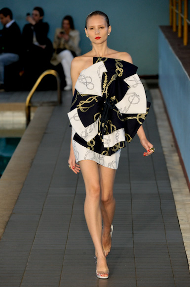 neon-desfile-spfw-2011-25