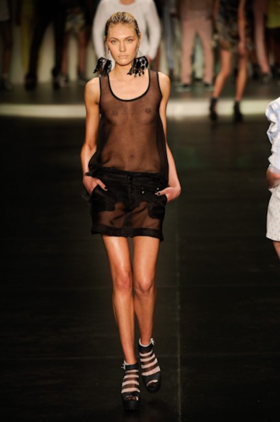 colcci-desfile-spfw-2011-26