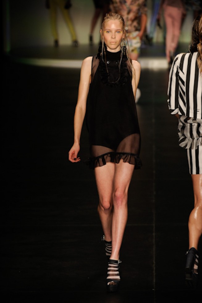 colcci-desfile-spfw-2011-38