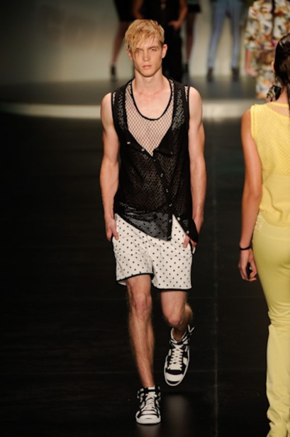 colcci-desfile-spfw-2011-45
