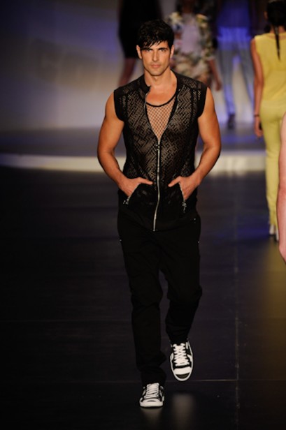 colcci-desfile-spfw-2011-46