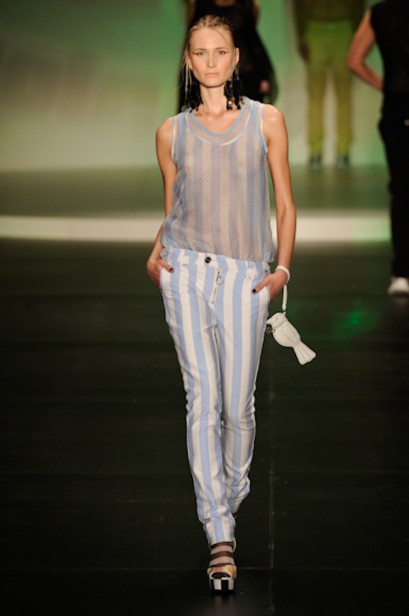 colcci-desfile-spfw-2011-49