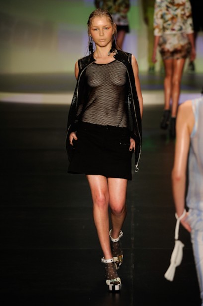 colcci-desfile-spfw-2011-50