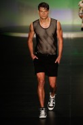 colcci-desfile-spfw-2011-53