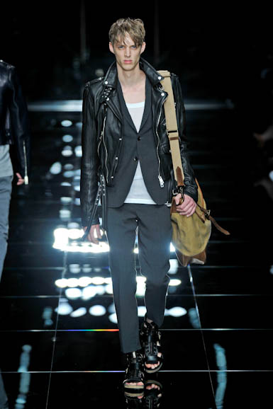 bur_m_ss11_060
