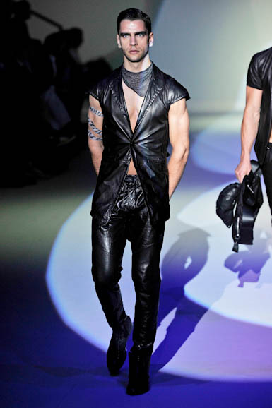 emp_m_ss11_009
