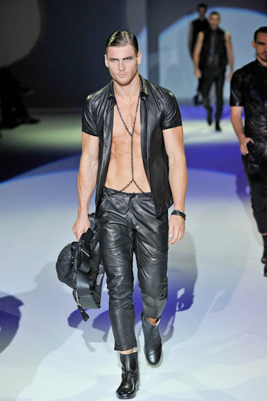 emp_m_ss11_012