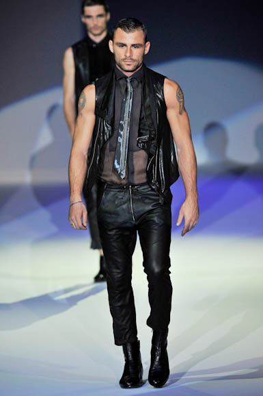 emp_m_ss11_017