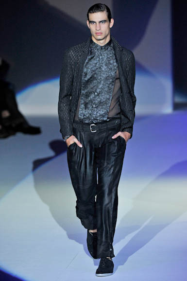 emp_m_ss11_033