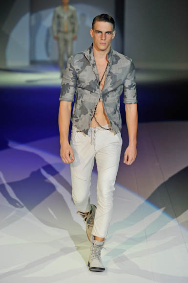 emp_m_ss11_153