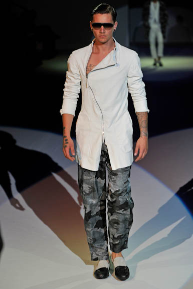 emp_m_ss11_221