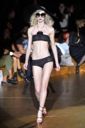 desfile-marcjacobs-nyspring2011rtw-133